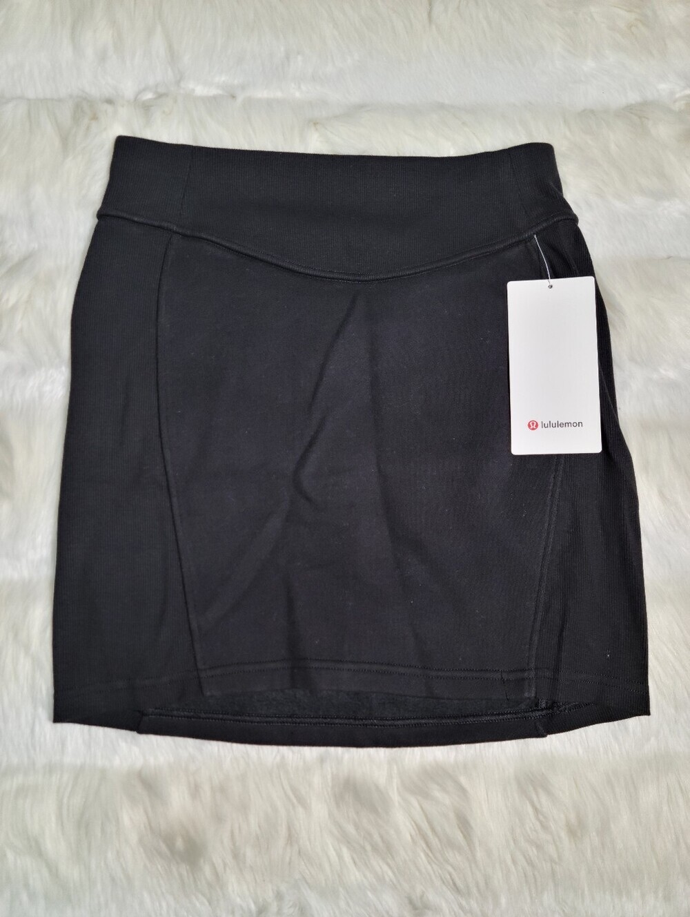Lululemon Scuba High Rise Mini Skirt Black Women Size Small NEW